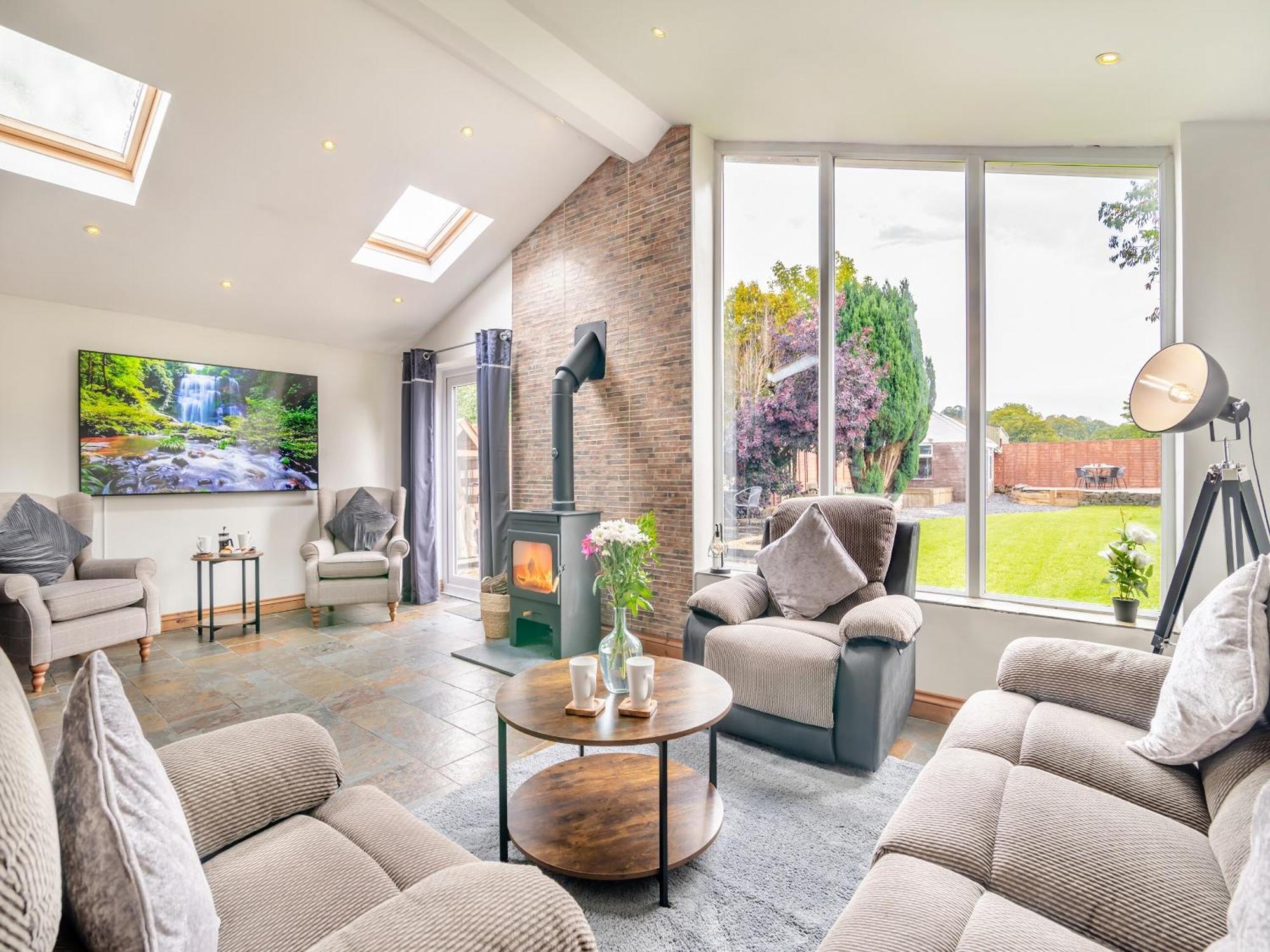 Crynant Countryside Retreat Villa Exterior photo